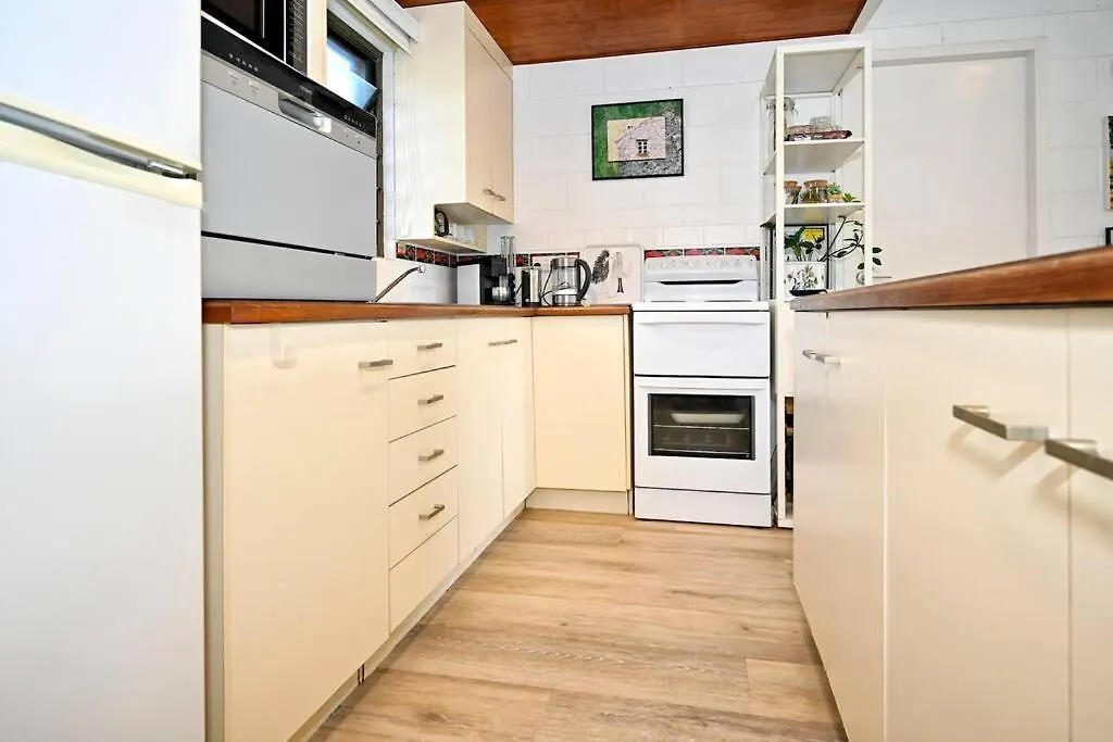 Beachfront 1Br, Loft - Surf, Cafe, Relax Marcoola Australia