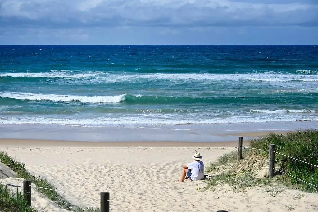 Beachfront 1Br, Loft - Surf, Cafe, Relax Marcoola Lägenhet